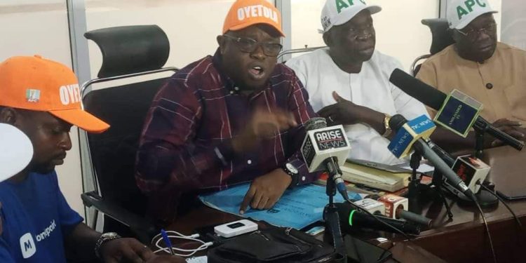 Olaiya Flyover: Osun APC, PDP, lock horns over govt directive on safety concerns