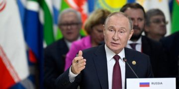 Putin Faces Calls For Peace At BRICS Summit