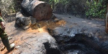 Troops destroy 47 illegal refineries in one week