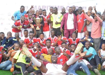 Customs Celebrates Comet Shipping on 2024 Maritime Cup Victory