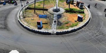 Gov AbdulRazaq Commences Rehabilitation and Upgrading of Roundabout Omoda – Oja Oba Road