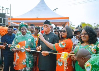 Gov. Eno receives encomiums from Ini over water project 