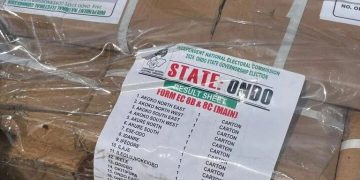 Ondo guber: INEC distributes sensitive materials to 18 LGAs