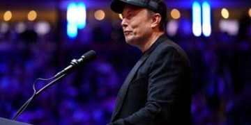 U.S. election: Court approves Elon Musk’s $1m voter giveaway