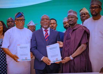 ONDO GOVT, REA SIGN MOU ON IMPROVED ACCESS TO ELECTRICITY
