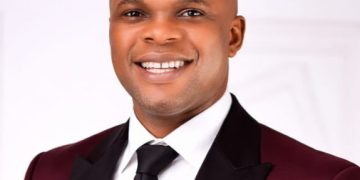 Media Icon Aafin Bayo Famoroti Hailed for Leadership, Humanitarian Impact