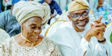 Hon. Olarewaju Praises Matriarch of Gbajabiamila Family at 96